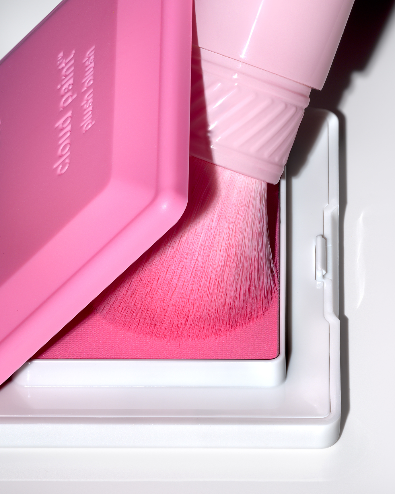 SRC_0235EE4737C59287 Cloud Paint Cheek Brush