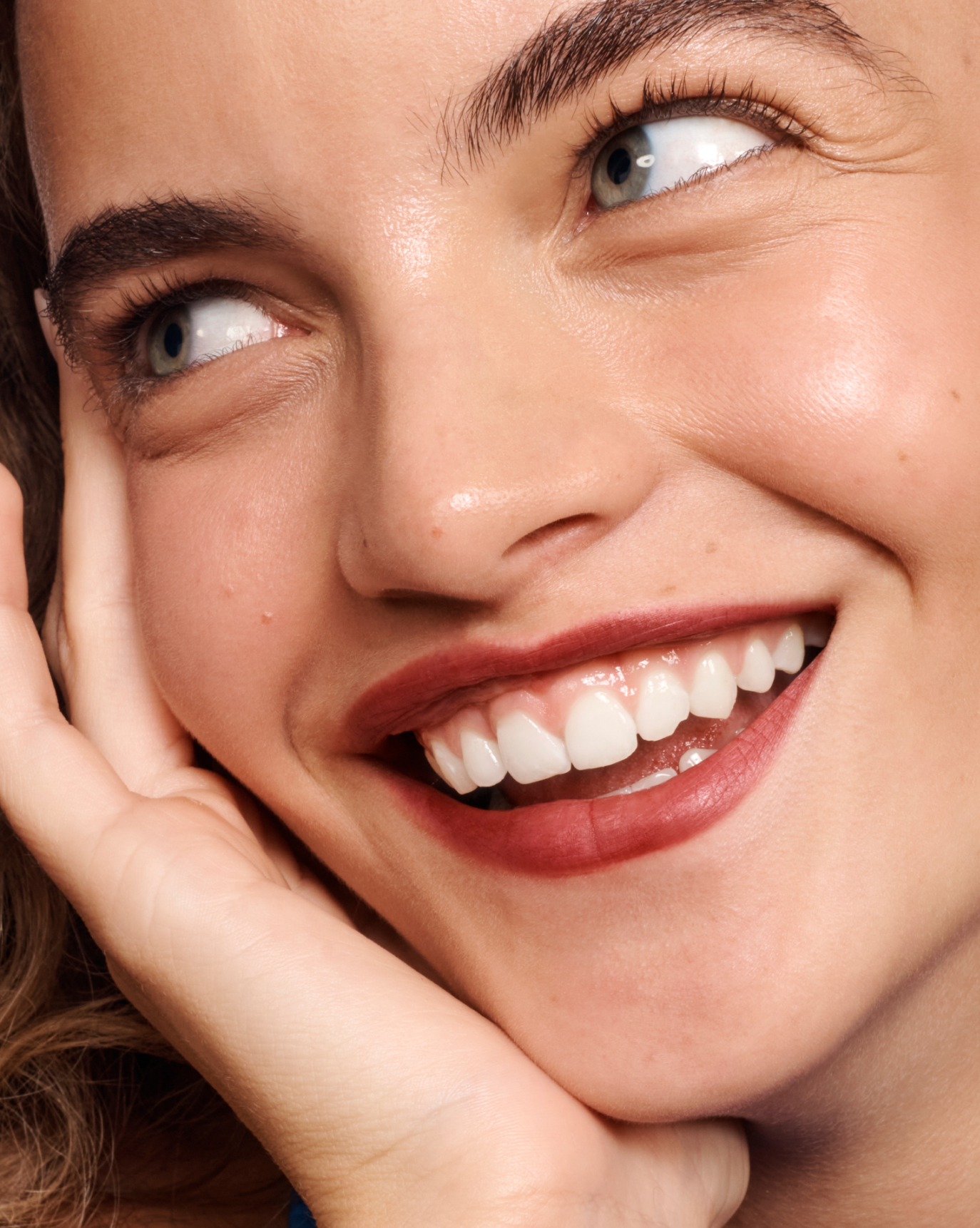 SRC_E76E9D59118C9FA4 Lip Line